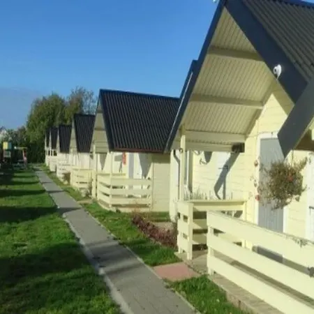 Cozy And Comfortable Homes With Terraces Hébergement de vacances