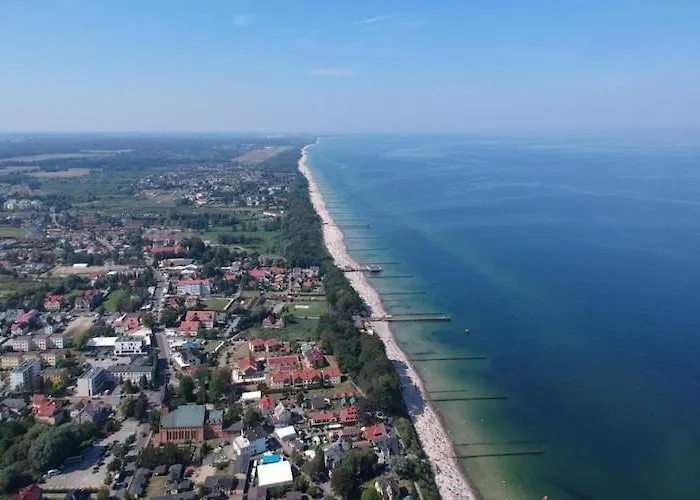 Cozy And Comfortable Homes With Terraces *