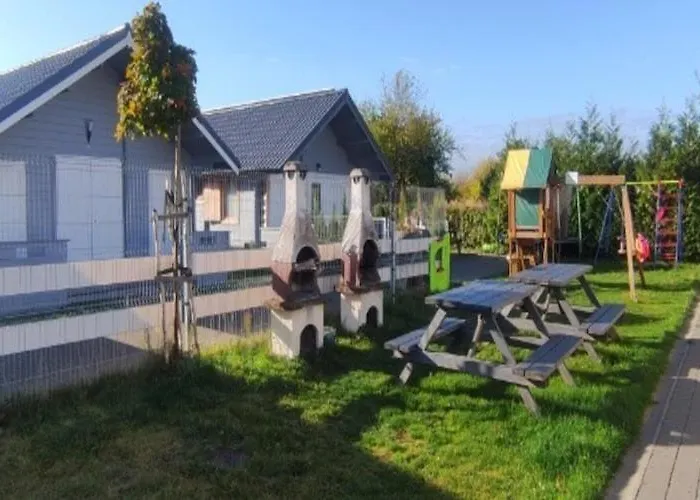 Hébergement de vacances Cozy And Comfortable Homes With Terraces